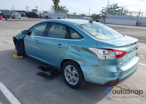 2012 Ford Focus Sel z USA, uszkodzony, nr VIN 1FAHP3H21CL405735